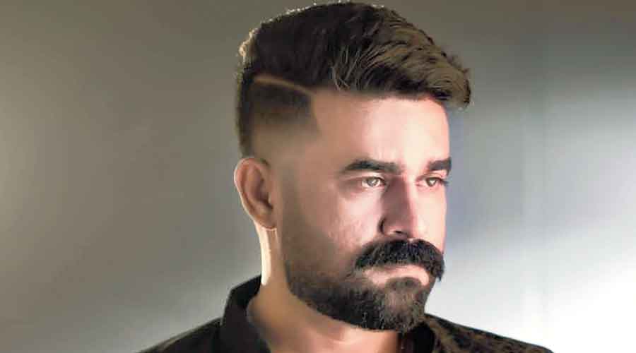 HC grants interim relief to Malayalam actor Vijay Babu in rape charges; will not return from Dubai