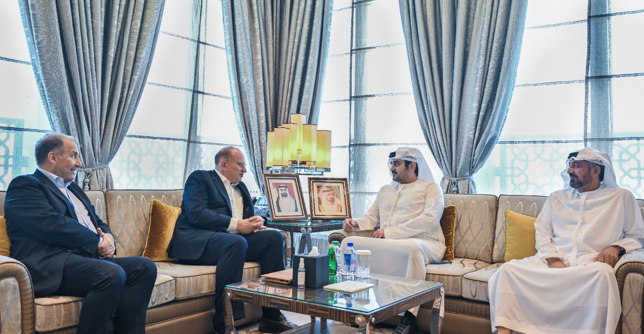 Sheikh Maktoum meets Chairman of HSBC Holdings to discuss new opportunities in financial sector