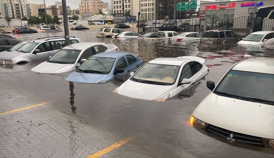 Jeddah Floods: Ministry of Hajj and Umrah advises pilgrims to check flight status before travelling