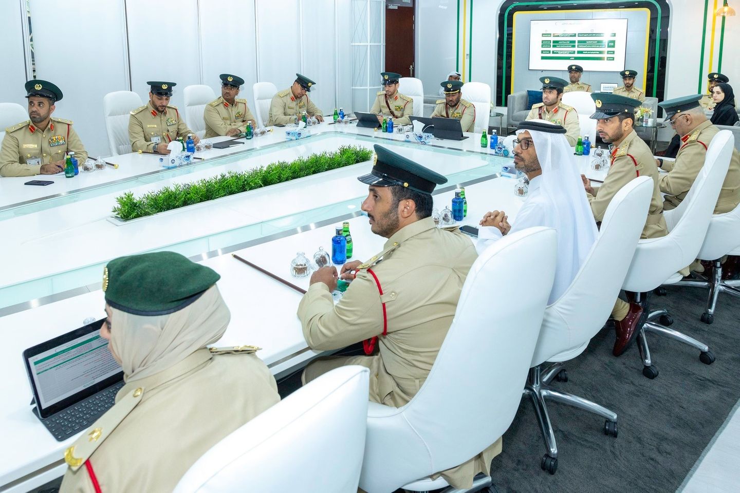 Dubai Police: Customer Happiness Department processes more than 1 Million transactions in 2021