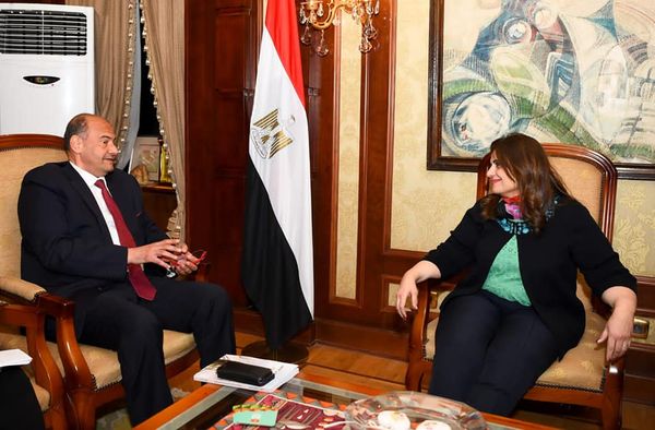 Egypt: Immigration Minister Saha Jundi meets Council General Al-Anin in Chicago