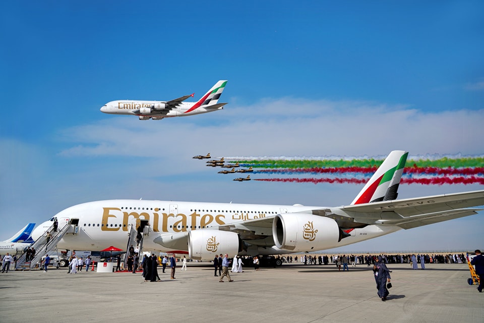 Emirates Makes Historic Boeing Purchase at Dubai Air Show