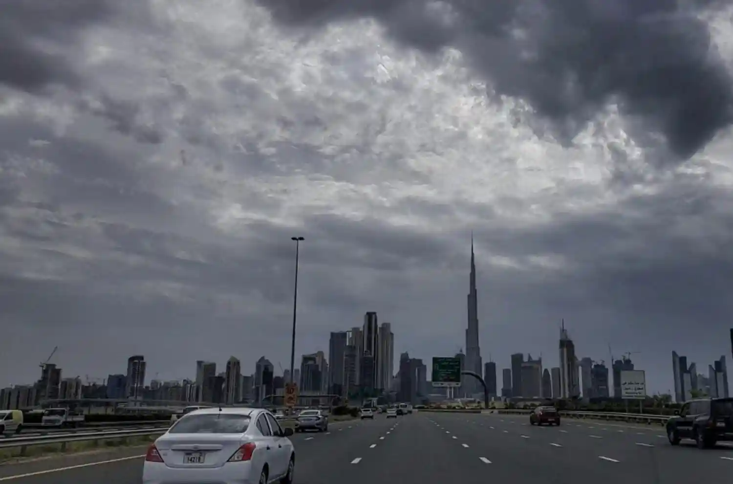 UAE Braces for Another Bout of Unpredictable Weather: Expert Insights and Preparations