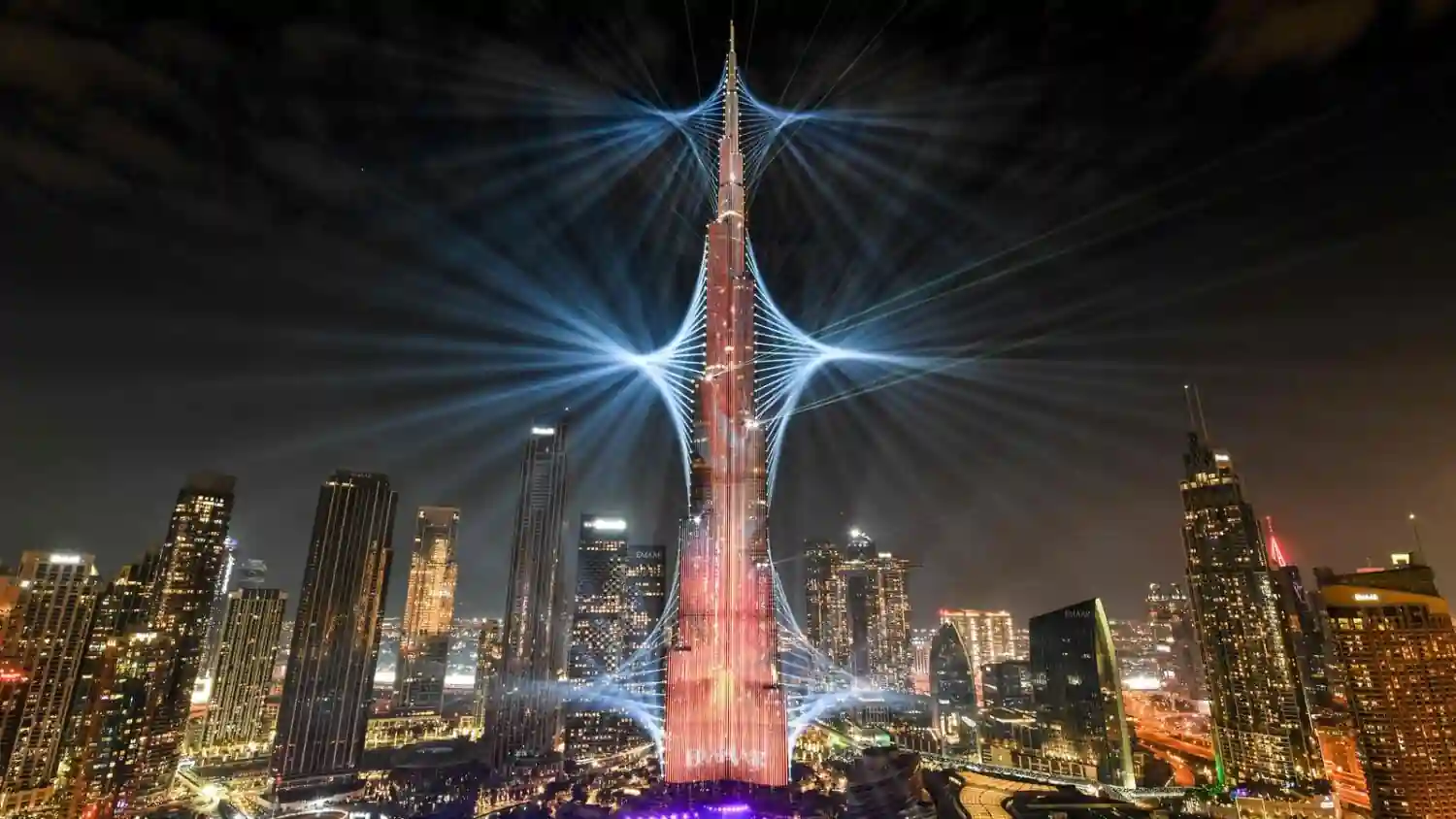 Dubai Tops Global Rankings as Most Picturesque City by Night