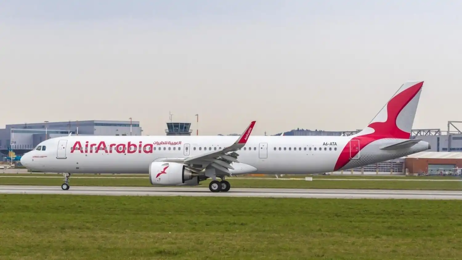 Air Travel Disruptions: UAE Airlines Suspend Flights to Lebanon Amid Escalating Israel-Hezbollah Conflict